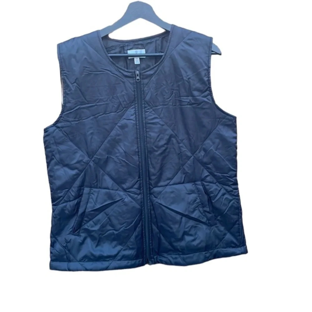 Socialite oversized S/M zip up black vest, nwt